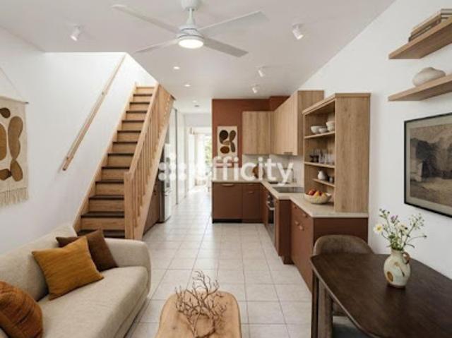 Vente Appartement 4 pièces 72.68 m2 Le Lavandou