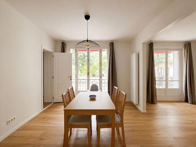Vente Appartement 4 pièces 72.81 m2 Paris 15ème