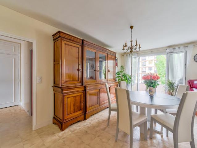 Vente Appartement 4 pièces 72 m2 Clamart