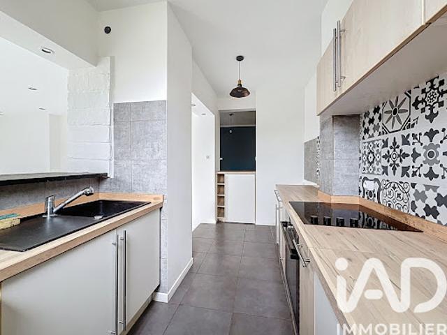 Vente Appartement 4 pièces 72 m2 Saint Julien lès Metz