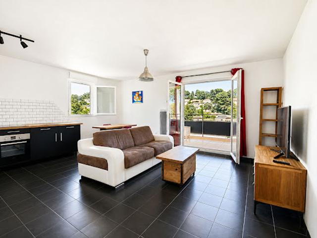 Vente Appartement 4 pièces 77.75 m2 La Ciotat