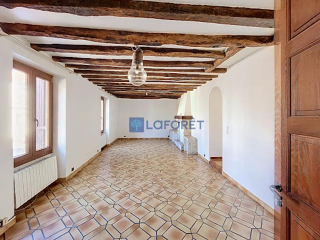 Vente Appartement 4 pièces 77.02 m2 Saintry sur Seine