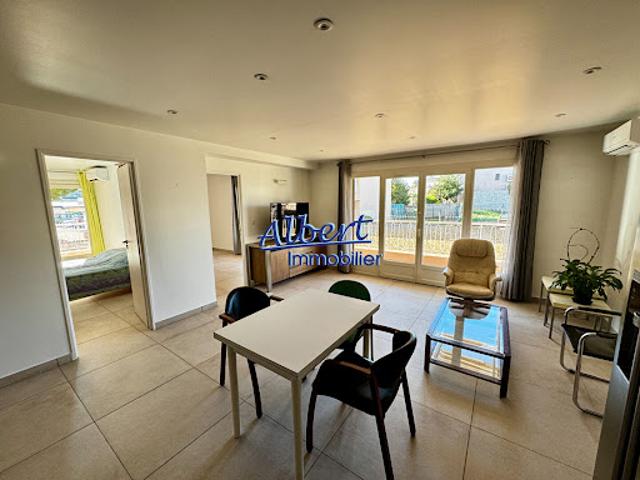 Vente Appartement 4 pièces 77.05 m2 Sanary sur Mer