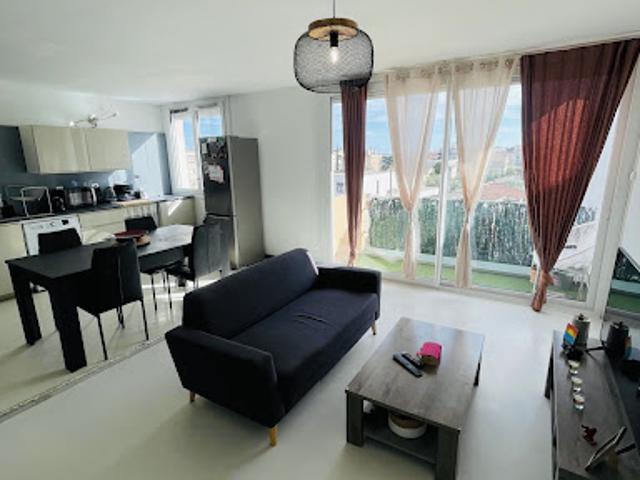 Vente Appartement 4 pièces 77 m2 Beaucaire