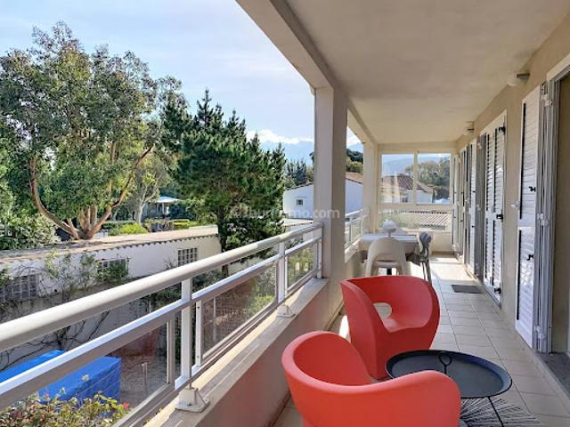 Vente Appartement 4 pièces 79 m2 Calvi