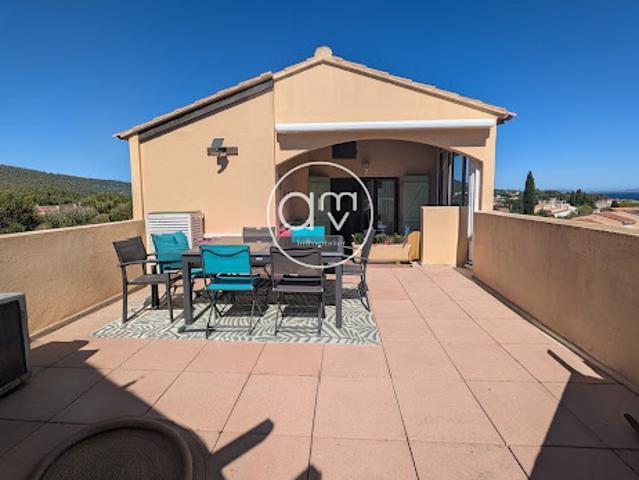 Vente Appartement 4 pièces 77 m2 Carqueiranne
