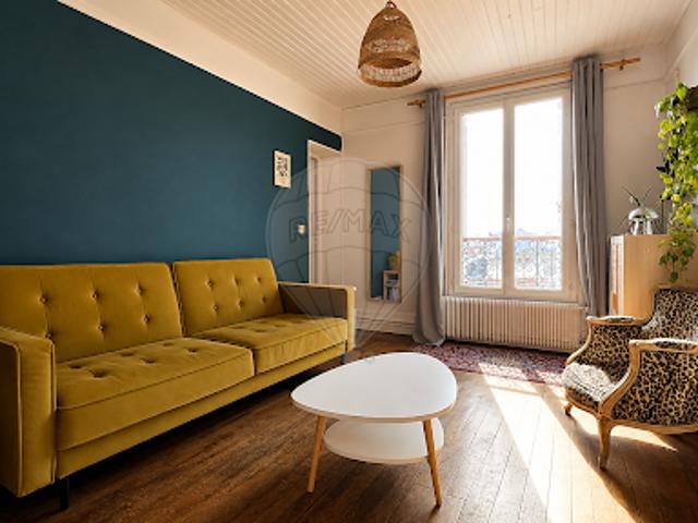 Vente Appartement 4 pièces 77 m2 Paris 11ème