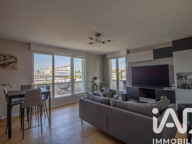 Vente Appartement 4 pièces 77 m2 Rueil Malmaison