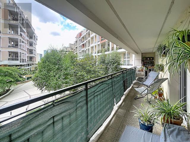 Vente Appartement 4 pièces 75 m2 Courbevoie