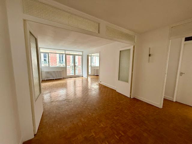 Vente Appartement 4 pièces 74.8 m2 Paris 16ème