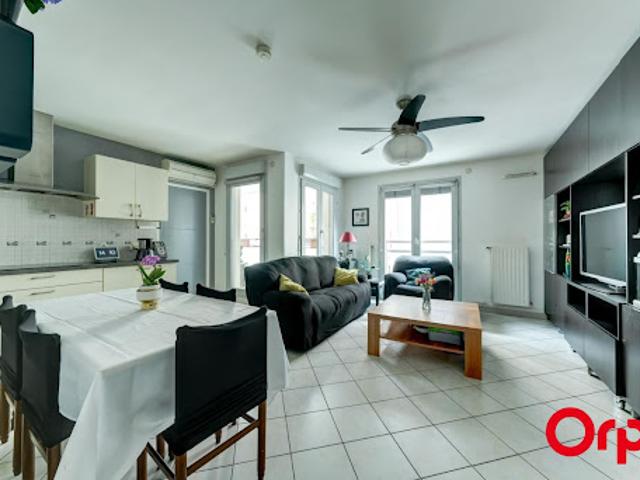Vente Appartement 4 pièces 74.76 m2 Caluire et Cuire