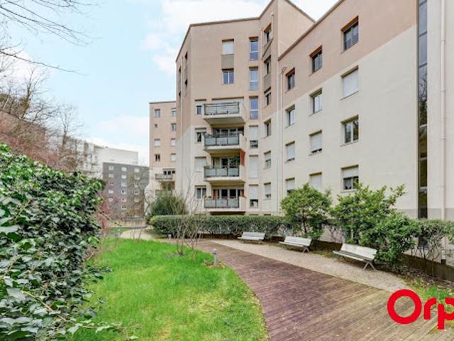 Vente Appartement 4 pièces 74.76 m2 Caluire et Cuire