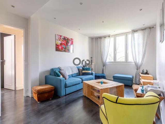 Vente Appartement 4 pièces 74.87 m2 Le Plessis Robinson