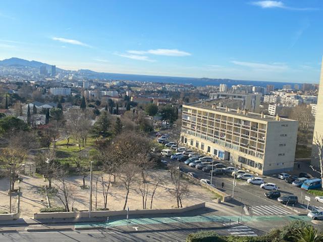 Vente Appartement 4 pièces 74 m2 Marseille 15ème