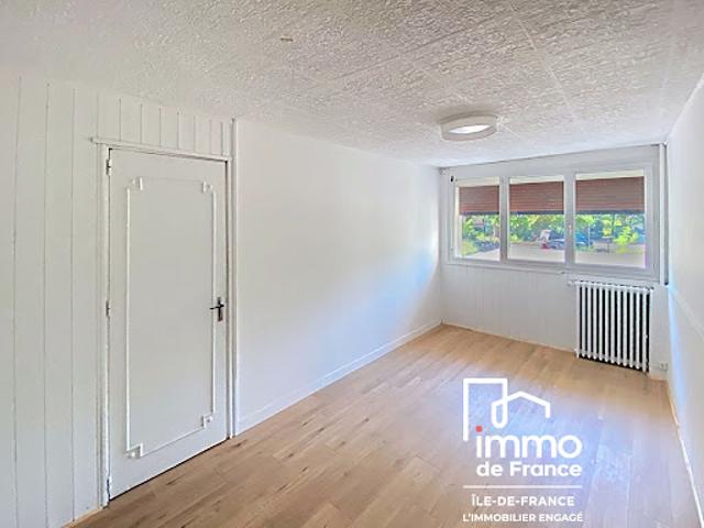Vente Appartement 4 pièces 74 m2 Montreuil