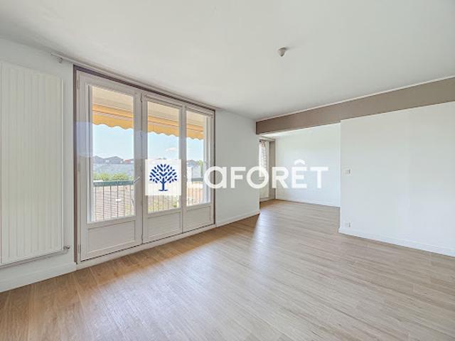 Vente Appartement 4 pièces 75.68 m2 Poissy