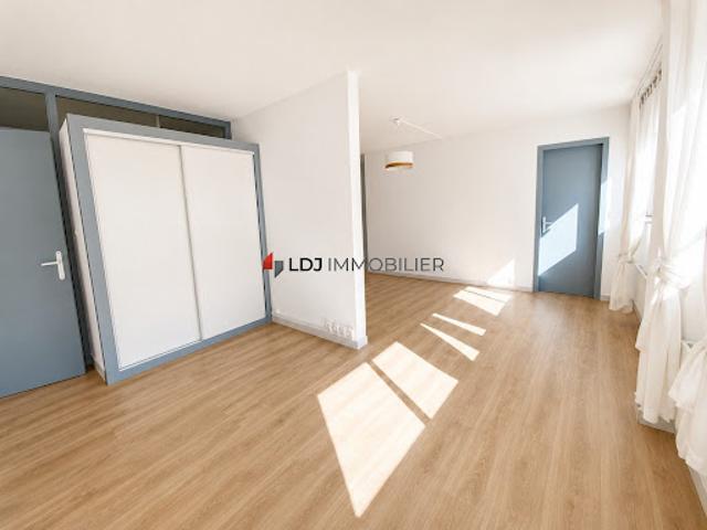 Vente Appartement 4 pièces 75.16 m2 Perpignan