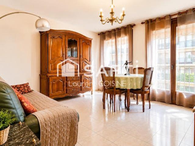 Vente Appartement 4 pièces 75 m2 Marseille 3ème