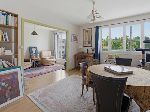 Vente Appartement 4 pièces 75 m2 Pessac