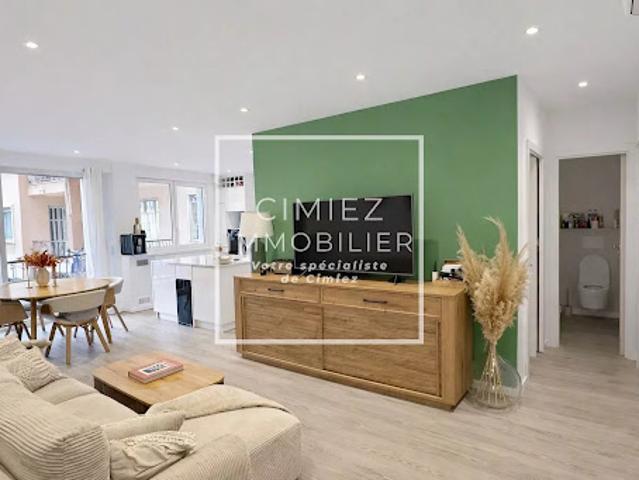 Vente Appartement 4 pièces 76.05 m2 Nice
