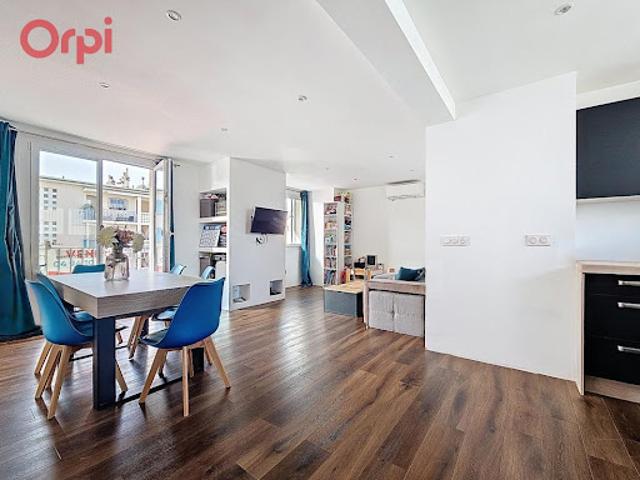 Vente Appartement 4 pièces 76.2 m2 La Seyne sur Mer