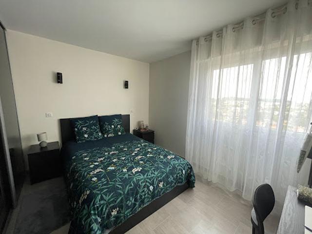 Vente Appartement 4 pièces 76.2 m2 Saint Gratien
