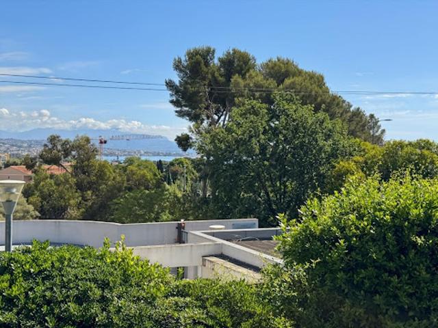 Vente Appartement 4 pièces 76 m2 Villeneuve Loubet