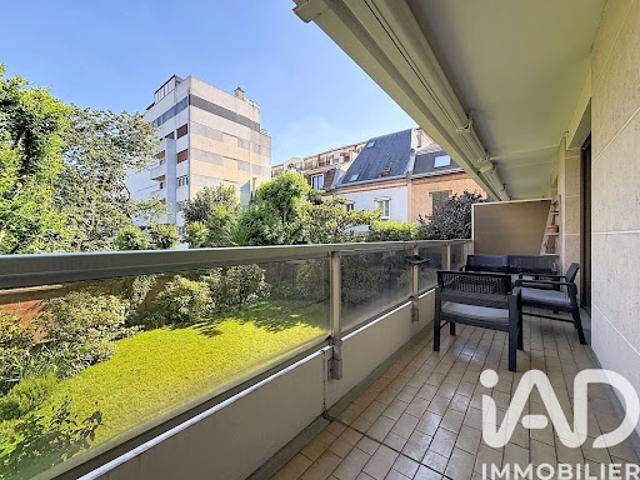 Vente Appartement 4 pièces 76 m2 Courbevoie