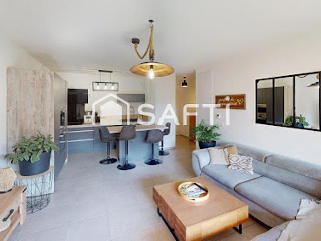 Vente Appartement 4 pièces 76 m2 Frejus