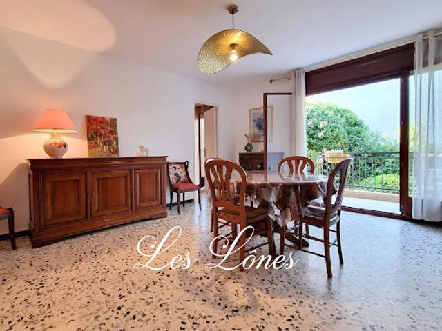 Vente Appartement 4 pièces 76 m2 Six Fours les Plages