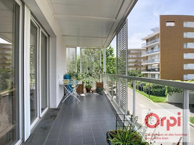 Vente Appartement 4 pièces 78.97 m2 Issy les Moulineaux
