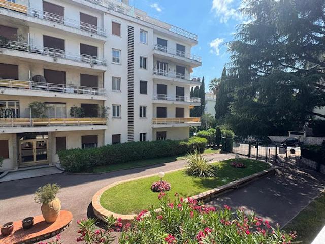 Vente Appartement 4 pièces 78 m2 Nice