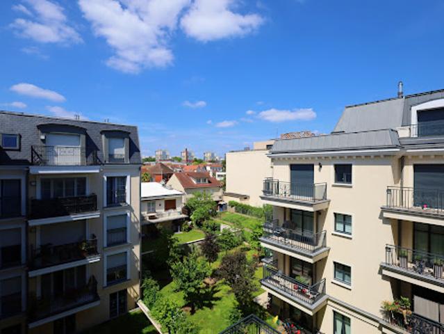 Vente Appartement 4 pièces 79.42 m2 Clamart