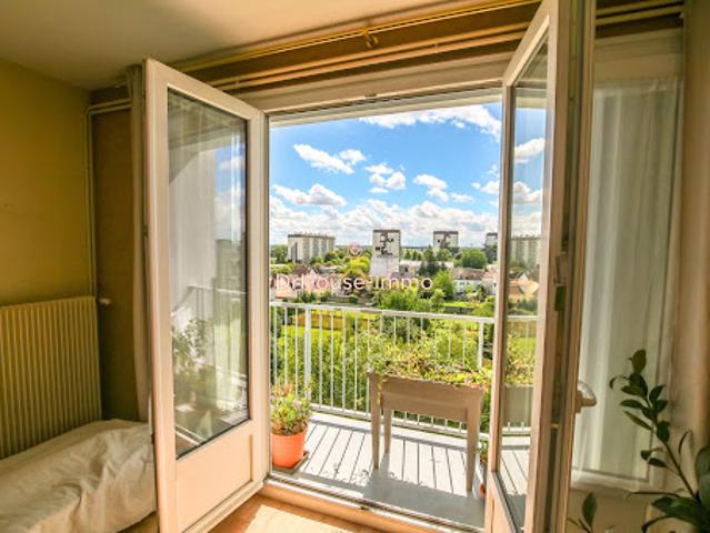 Vente Appartement 4 pièces 79.82 m2 Luce