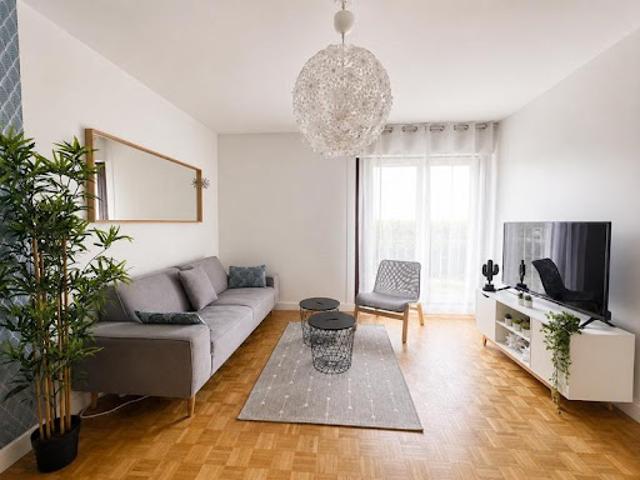 Vente Appartement 4 pièces 79.35 m2 Saint Cyr l'Ecole
