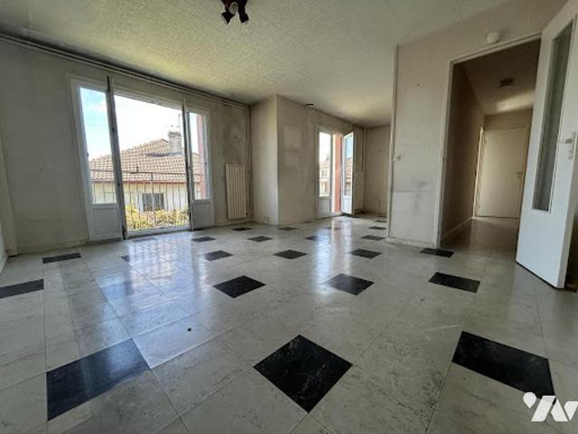 Vente Appartement 4 pièces 79 m2 Tinqueux