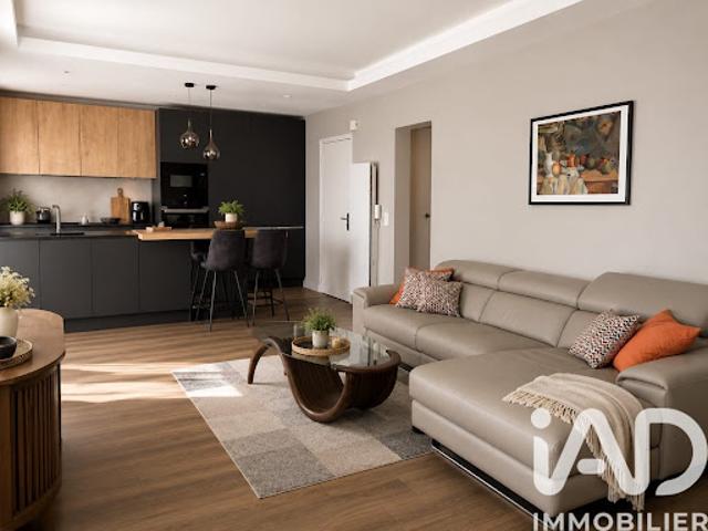 Vente Appartement 4 pièces 79 m2 La Varenne Saint Hilaire