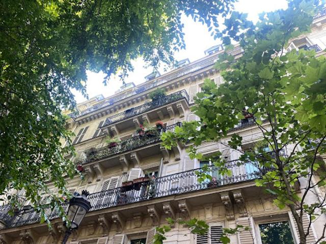 Vente Appartement 4 pièces 79 m2 Paris 10ème