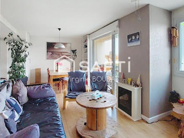 Vente Appartement 4 pièces 79 m2 Pau