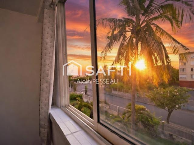 Vente Appartement 4 pièces 79 m2 Saint Pierre