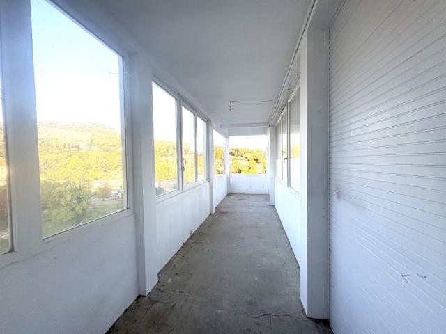 Vente Appartement 4 Pièces 79m2 résidence sécurisée 93m² Lamalou les Bains