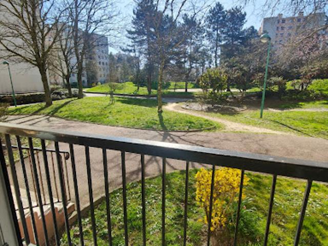 Vente Appartement 4 pièces 83.48 m2 Neuilly sur Marne