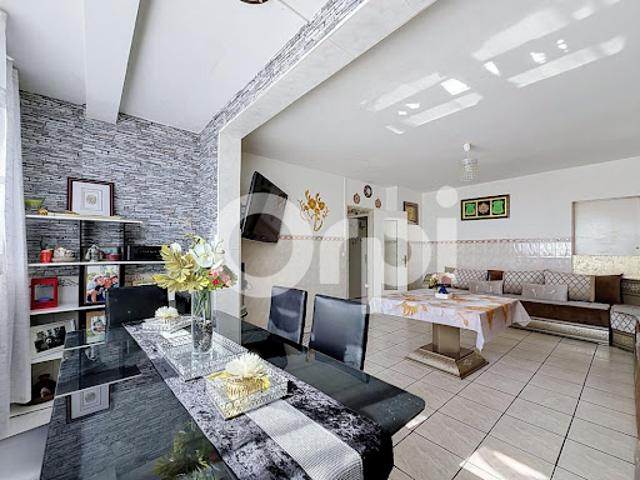Vente Appartement 4 pièces 83.64 m2 Montereau Fault Yonne