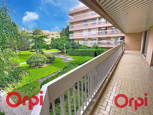 Vente Appartement 4 pièces 83 m2 Verrieres le buisson