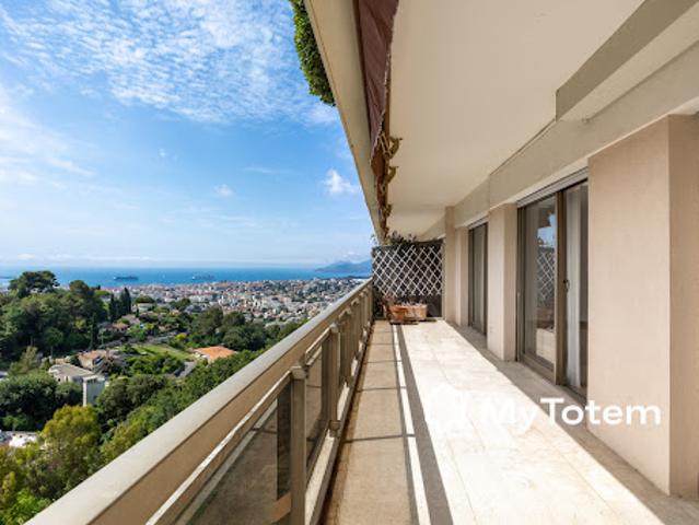 Vente Appartement 4 pièces 83.33 m2 Le Cannet