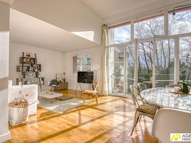 Vente Appartement 4 pièces 83 m2 Versailles