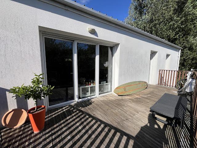 Vente Appartement 4 pièces 83 m2 Cenon