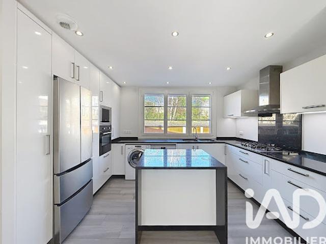 Vente Appartement 4 pièces 83 m2 Nanterre