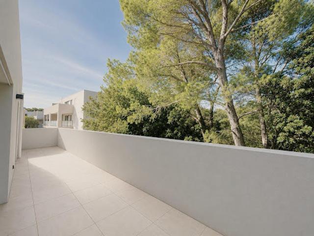 Vente Appartement 4 pièces 83 m2 Nimes
