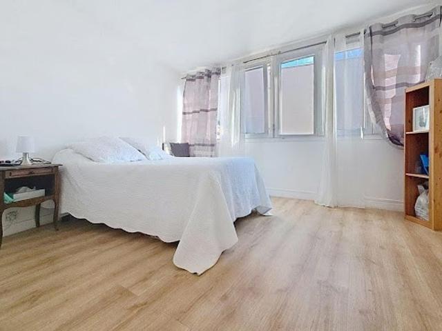 Vente Appartement 4 pièces 83 m2 Pantin